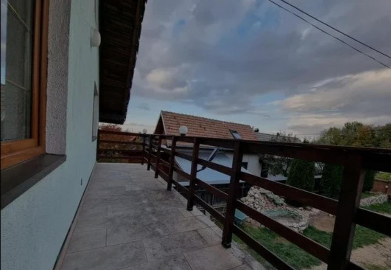Ciprians' Home Négyfalu Kültér fotó